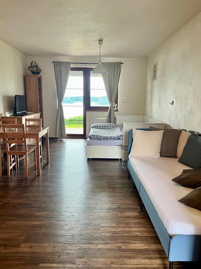 Apartmán Plachetnice Frymburk Esterno foto