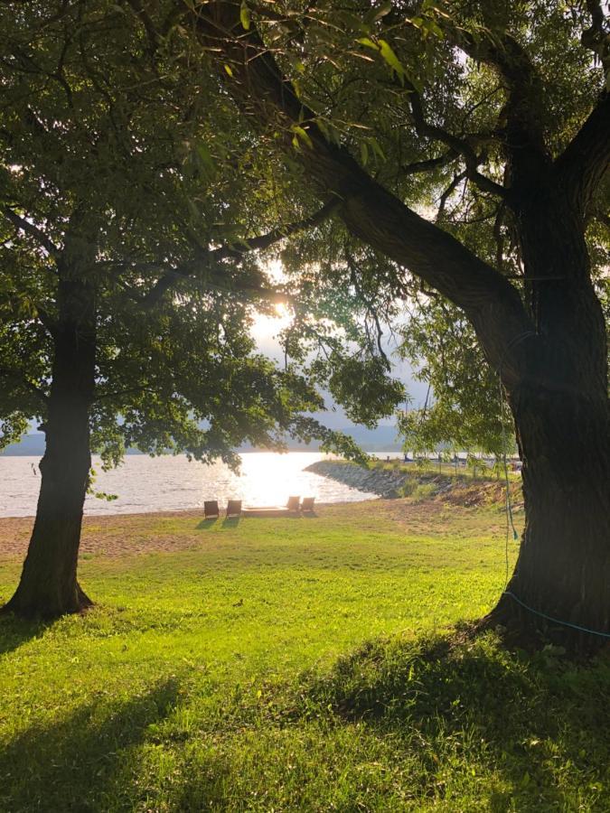 Apartmán Plachetnice Frymburk Esterno foto
