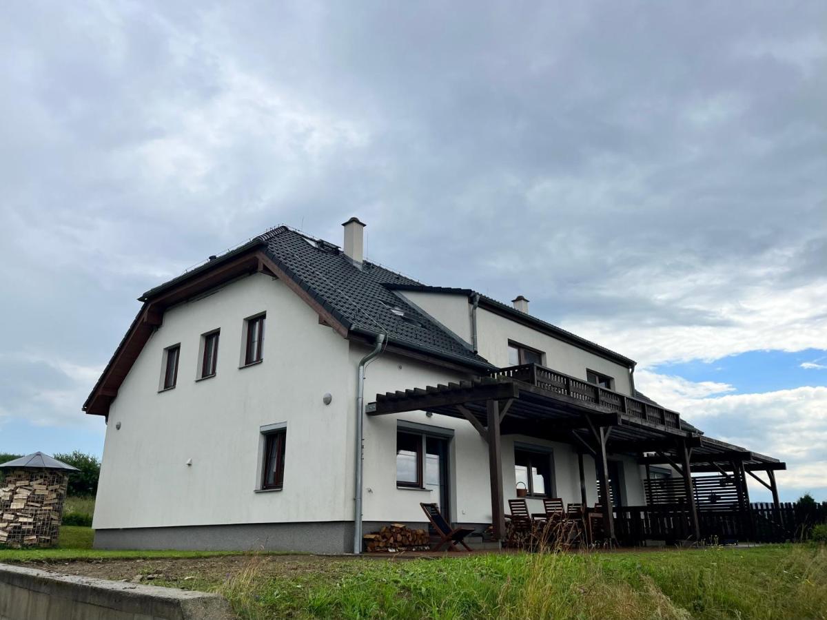 Apartmán Plachetnice Frymburk Esterno foto